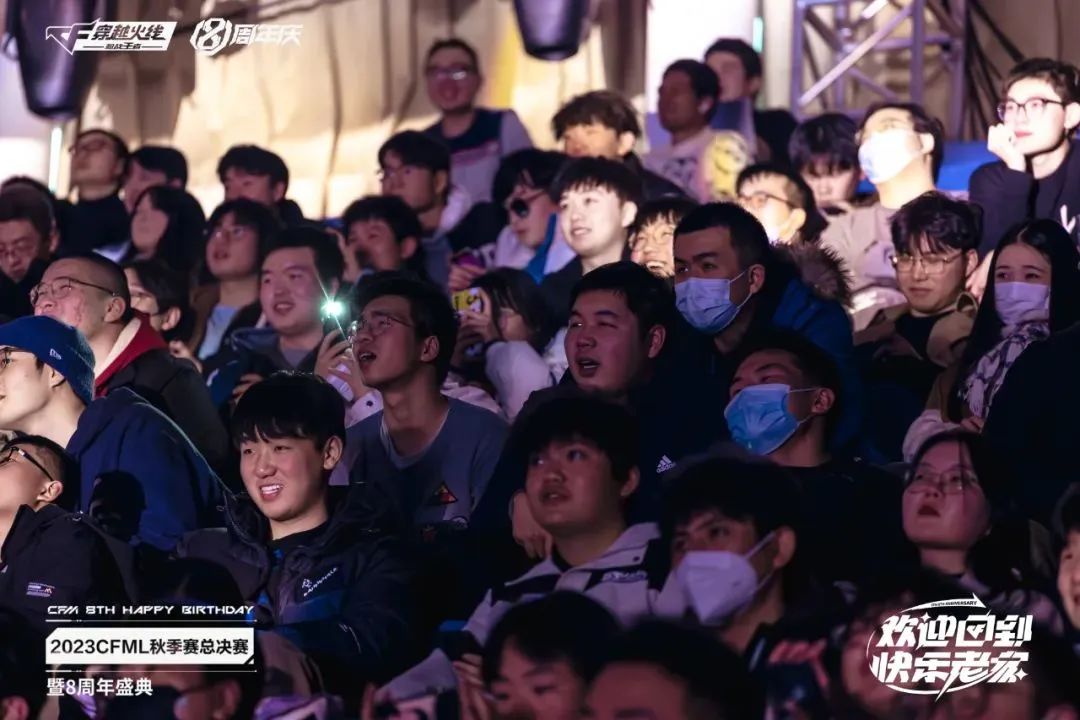 暗区突围辅助哪里买_暗区突围自瞄_暗区突围自瞄透视辅助